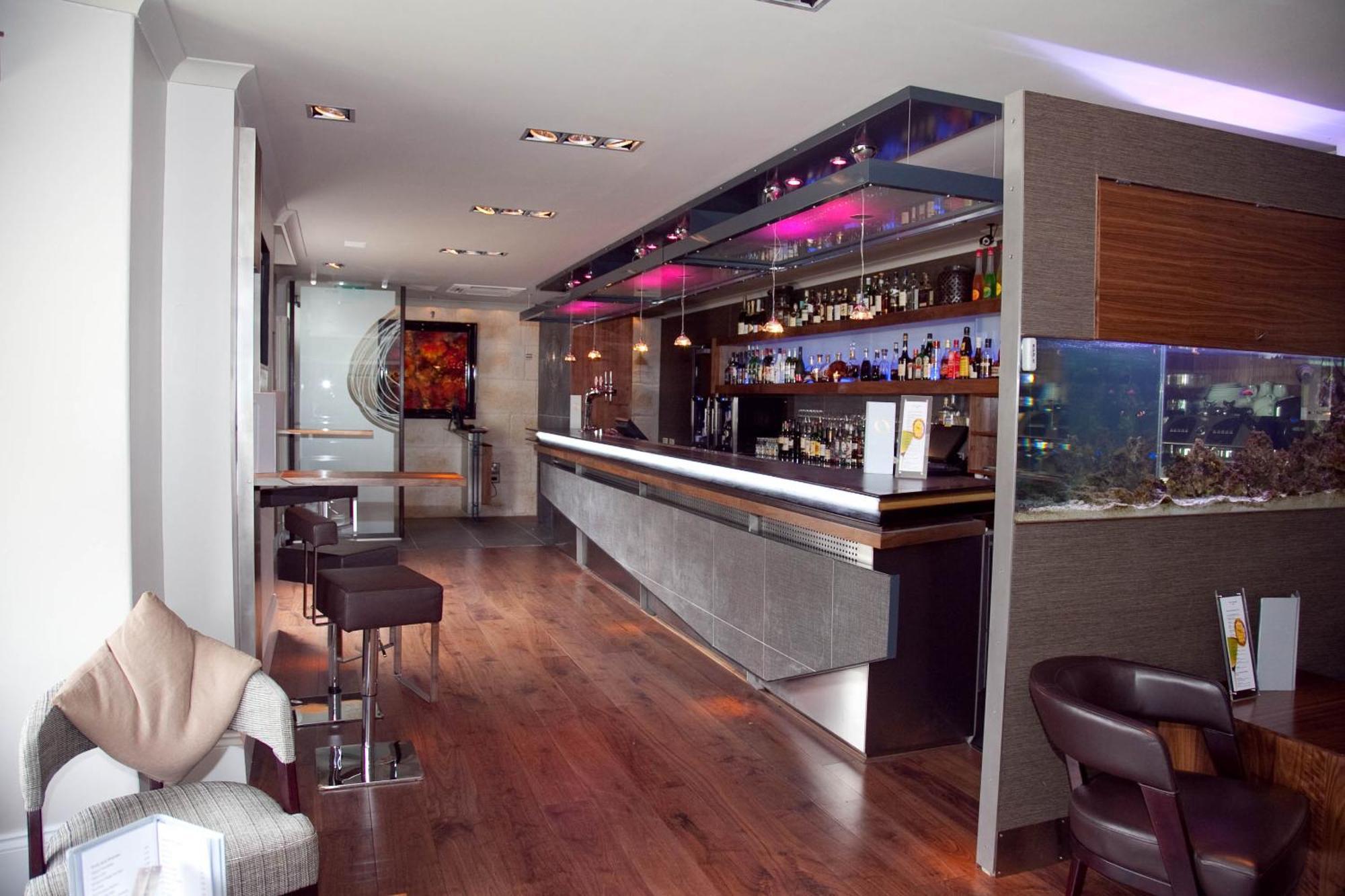 The Studley Hotel 해러게이트 레스토랑 사진